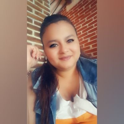 pauliz22's profile picture. Dios primero ante todo 🌻🌸