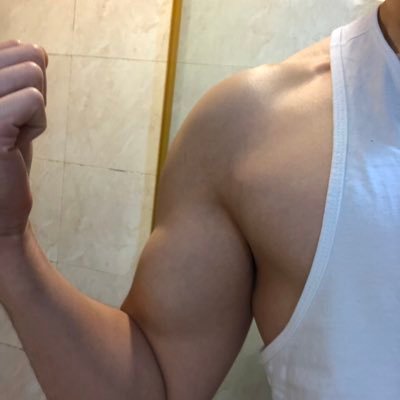 Jethro18413313's profile picture. 