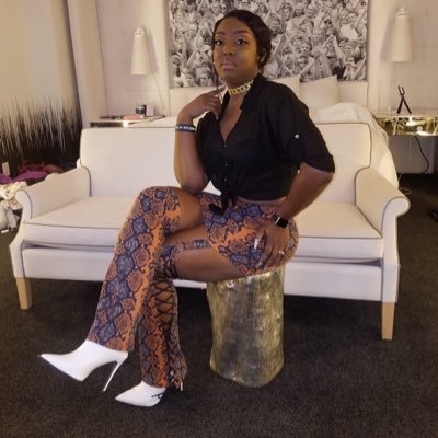 Kadesha Loveli is what I go by. Business women with goals of being a SUCCESSFUL 💜 Instagram @makeupbyloveli & @kadesha.loveli