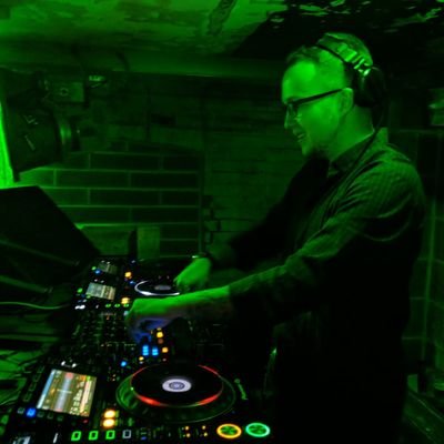 Earns a living selling his forehead as an imax screen.
Tech house DJ/Producer