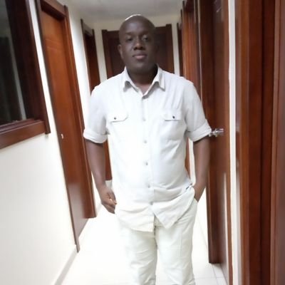 lukangaadelard's profile picture. né à Matadi