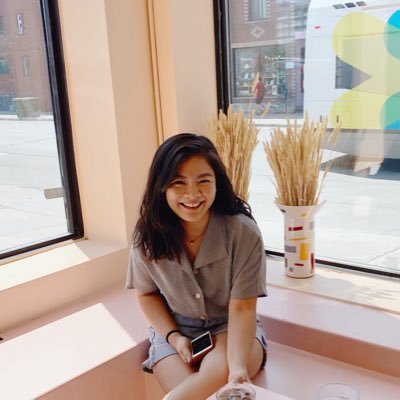 nicoleuyy's profile picture. 