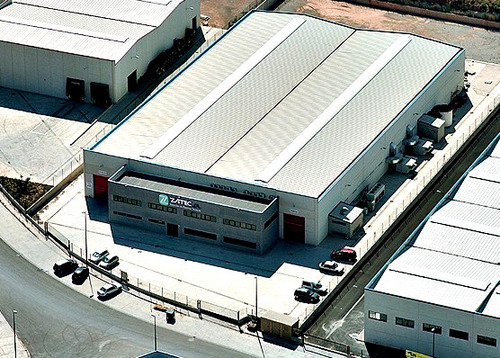 Injection of technical parts in engineering plastics, from Spain.
