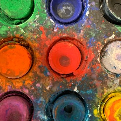 A group of men and women dedicated to share their love for all things creative and inspire young students to think outside the box and follow their heart.