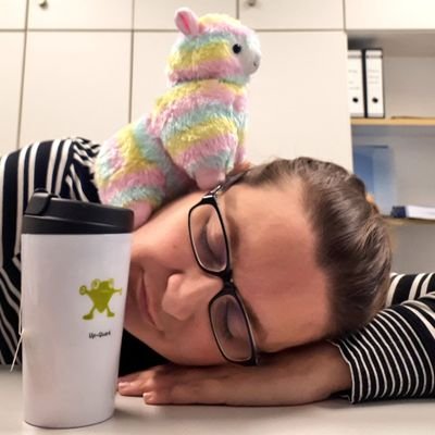 FunnyLeaplog's profile picture. Man soll ja jeden Tag mindestes drei positive Dinge des Tages aufschreiben. Macht angeblich glücklich. Also versucht @FuzzyLeapfrog das.