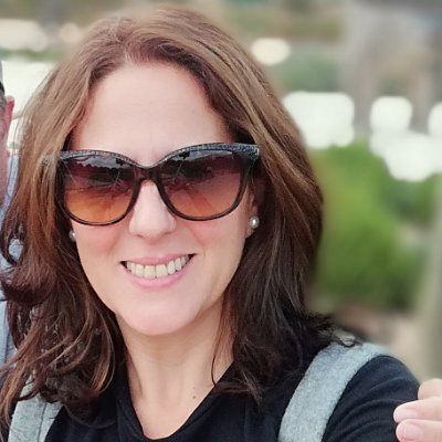 Sue75896006's profile picture.