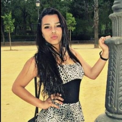 EspaƱola,feminista,carnavalera y de izquierdasš andaluza del sur infinito,oriunda de la ciudad trimelenaria mĆ”s antigua de occidente fundada por los Fenicios