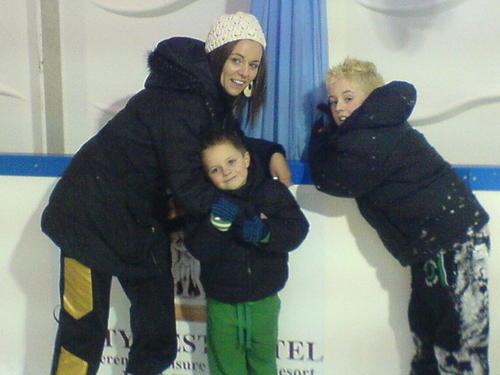 jalo28's profile picture. im ali 28 from dub...just checkn wta all the fuss is about!!!