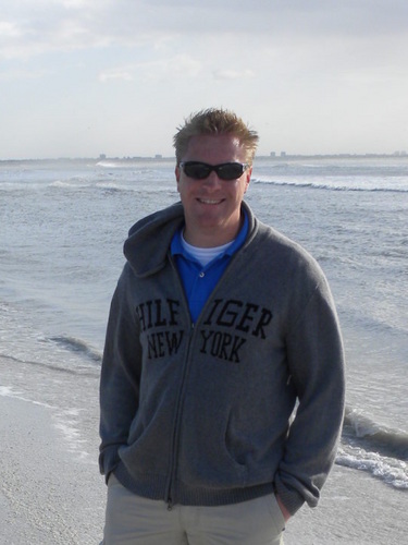 FrankMolendijk's profile picture. Eilandbewoner || reiziger || voetballiefhebber || FC Dordrecht & Fulham FC || food lover || levensgenieter!