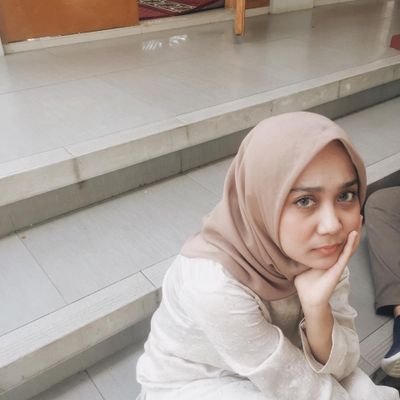 auliaaindi's profile picture. 