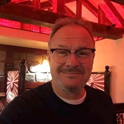 Matili111's profile picture. orthopedic surgeon doctor