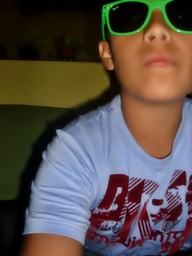 quem se descreve, se limita ;