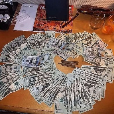 Femiadex8's profile picture. 