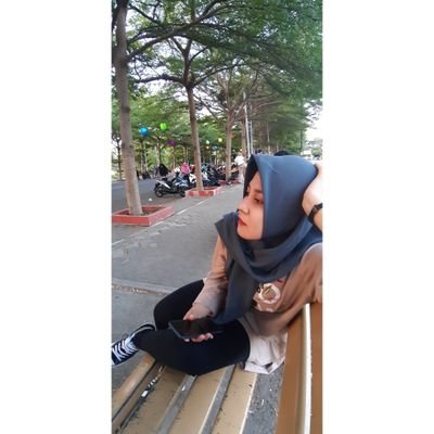 Endahrisma2's profile picture. 