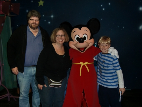 Pharmacist specializing in toxicology, enjoys cruising, Disney, music, walking, technology, and learning about everything.