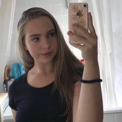 xRockThaHousee's profile picture. 