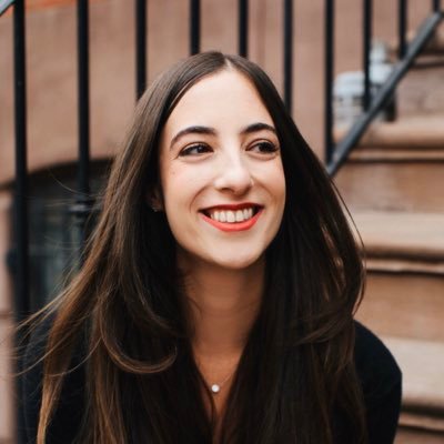 Author of MAINE CHARACTERS (out May 13!) and others. Deputy Lifestyle Editor at @bustle. More talkative on Instagram: @hannahorens.
