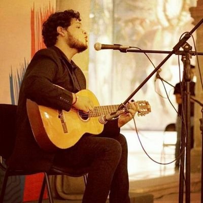 VictorV29236937's profile picture. músico, disque cantante jajaja