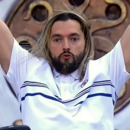 DJ SENNA.Don Diablo .DJ Snake.Da Tweekaz.KSHMR.Krewella.Mike Williams.Martin Garrix.Salvatore Ganacci.Steve Aoki.Timmy Trumpet.The Chainsmokers.Yellow Claw.etc.