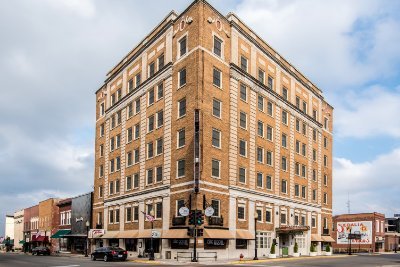 Destination of choice for travelers to Sedalia for over 85 years! Our historic hotel is located right in the heart of downtown Sedalia, MO.