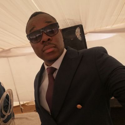Automobile Junior engineer. Father, self appointed event MC and aspiring motivational specialist.