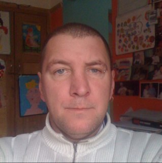recently single and looking for fun, girls only, have 4 great kids (3 boys,1 girl(well lady), have 2 beutiful grandaughters... what more could i ask for??