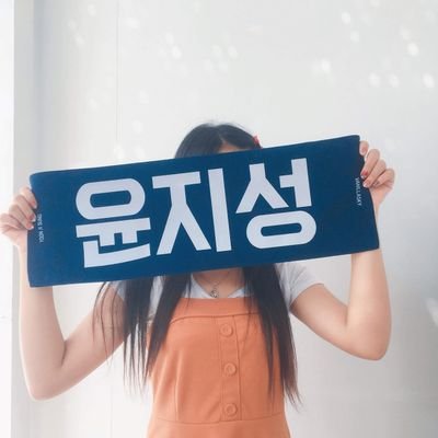 real_shha's profile picture. 