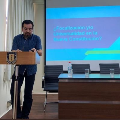 Académico y Director de Vinculación Social de la UdeC, Papá, Idealista, Angelino y Regionalista. Soy del 38%