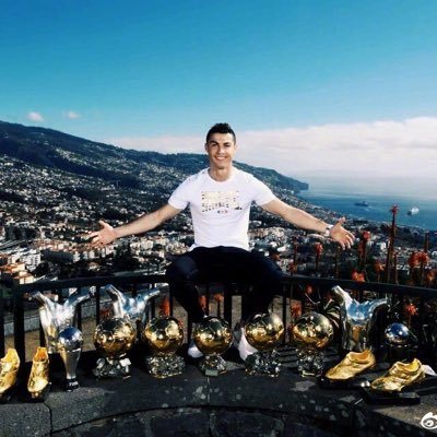 f103658's profile picture. doctor