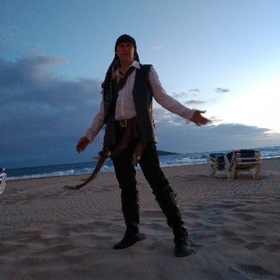 Rock Guitarist 🎸
I Play Live Rock Improv On My Trusty Fender Strat Guitar 🎸🌶️ 🎵
You can support me by buying me coffee here-
https://t.co/knUWH6aoss
#Rock 🎸