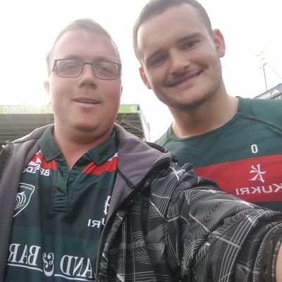 Groundsman, passionate allotmentier, big Leicester tigers fan
And enjoy cooking