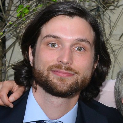 Evolutionary anthropologist. PhD @UNM_Anthro. Evolution of hierarchy, cooperation, and leadership. Field research and modelling. Reseach fellow @TheSchoolofCI.