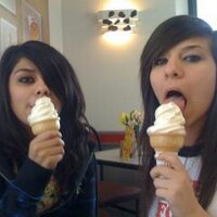 Holly Smith (@chickenexpress) 's Twitter Profile