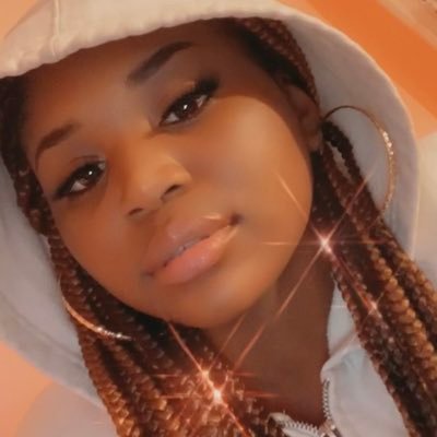 la_risaV's profile picture. odu alumna || D(M)V || 🇨🇲