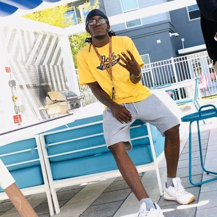 jay_hitta04's profile picture. 🏀🍴 
R.I.P UNCLE🙏🎷
#LONGLIVEKERI🙏🏀