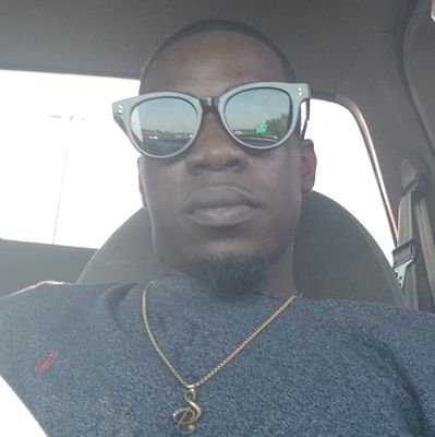 Snapchat @thatright_too add me on Facebook Flosick subscribe me on youtube: https://t.co/itzXYp90Lr follow me on soundcloud: