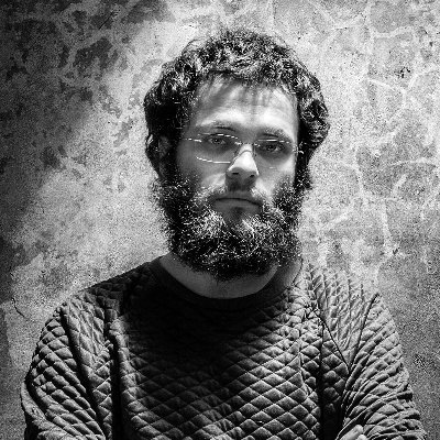 Artist @ https://t.co/7vPv7IpRHk
Co-founder & Director @ https://t.co/NhqBC5plJY
AI. Experiments @ https://t.co/b448mYExDp
Co-founder & Performer @ https://t.co/m2z49EC3qI