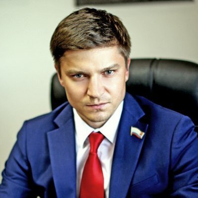 Эксперт Общественной палаты Челябинской области.Заместитель Председателя Собрания молодых депутатов Челябинской области.