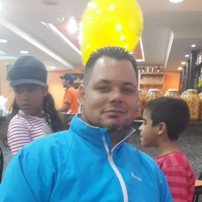 eclipsex79's profile picture. Sigueme y te sigo.!!
Amante de la familia, en los caminos de Dios y padre luchador! que morira como los arboles de pie..