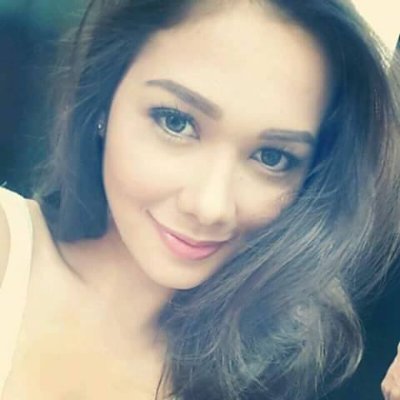 EmmaEmi17865785's profile picture. Acts like summer & walks like rain