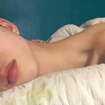 axpS9FrT2DHd28N's profile picture. 30 177 68 일틱준수TOP  I’m straight but looking for a bottom to have my first experience with me.