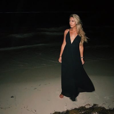 kellyydino's profile picture. ❂☽