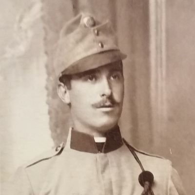 StefanBernstein's profile picture. ᴅᴜʙɪᴛᴏ ᴇʀɢᴏ sᴜᴍ 😈
...non ho tempo per analfabeti funzionali🦍 e maleducati litigiosi 🐗 anche se famosi. Non amo *isti, *iste, lucchetti e 🧱