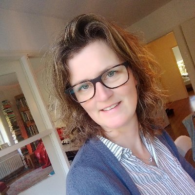Boeken * Buiten * Schilderen * Koken * ENFP * Tekst / Online / Communicatie / Marketing * Zomer * Cappuccino * Espresso * Wijn * Interieur * Tuin * Leeuw