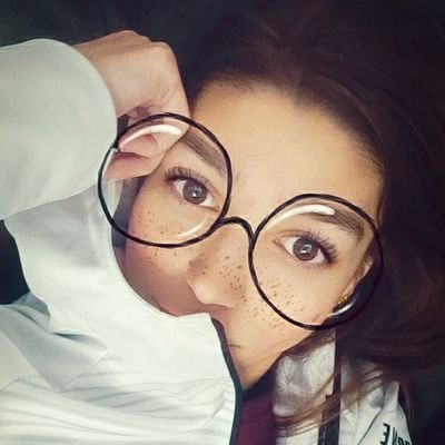 Soy imbécil pero soy maja (a veces). Si me quieres, no me preguntes cómo estoy. @MPGatoreno 🥀