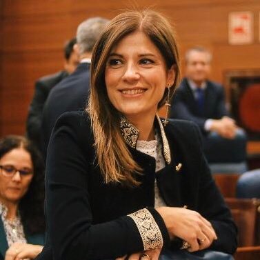 Abogada Civilista y Penalista (Especialista en violencia de género). Ex Diputada y Portavoz adjunta en la Asamblea de Madrid XI Legislatura.