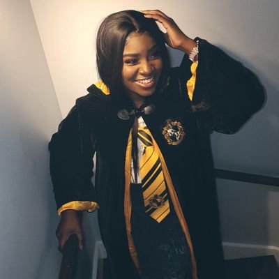 Chrissybae8's profile picture. 🇯🇲 | UIC | 🍫Beauty🍫