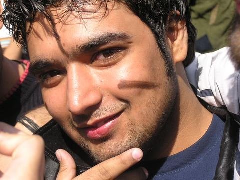 SadeedMirza's profile picture. coachbro.apt