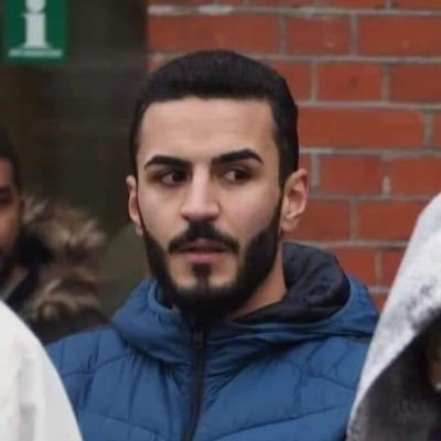 talhaumer45's profile picture. 