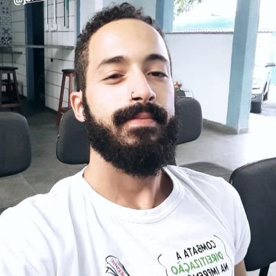 faço da minha vida um eterno ato de amar e mudar as coisas